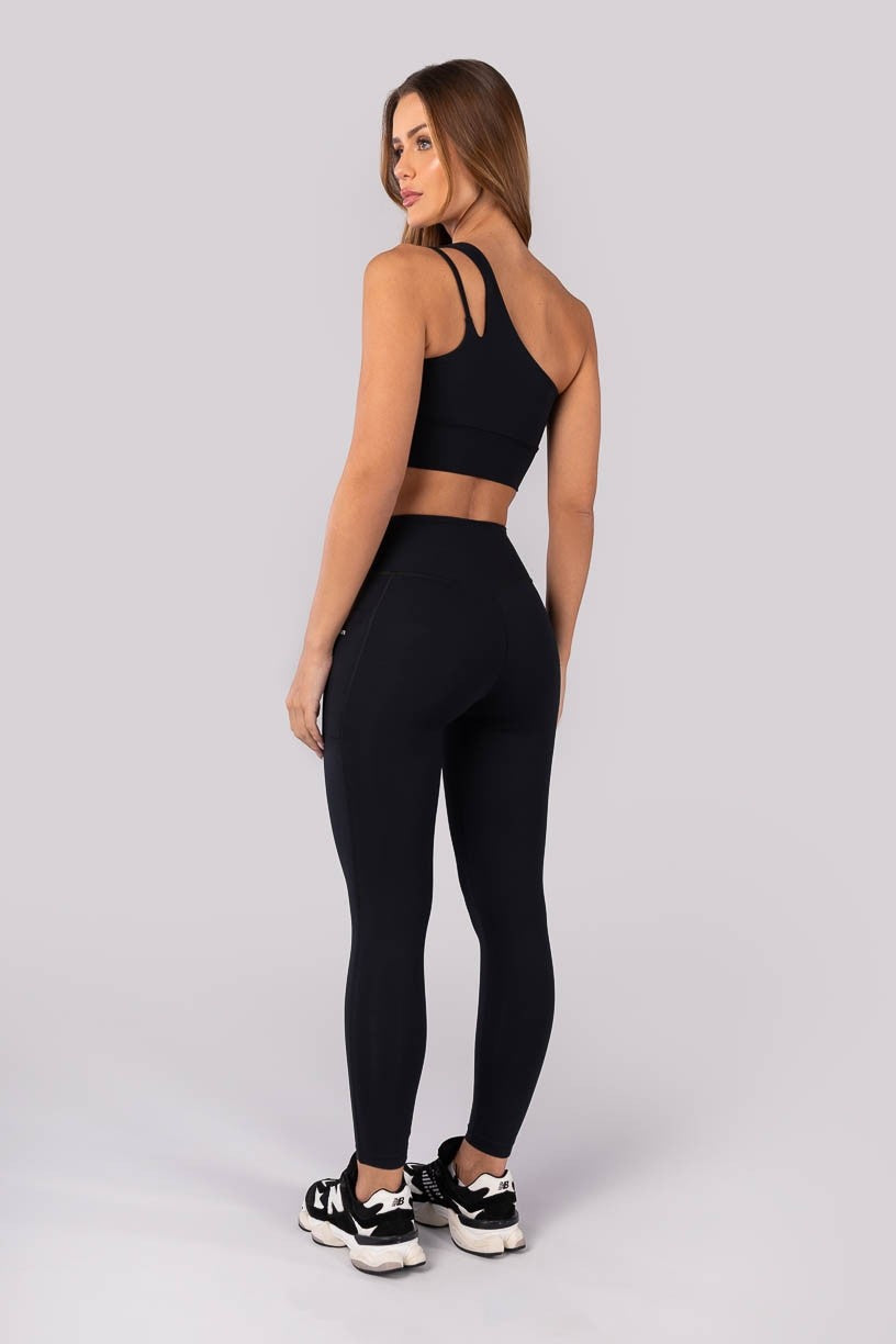 Top com um Ombro e Detalhe de Tira (Preto) | Ref: K4380-A