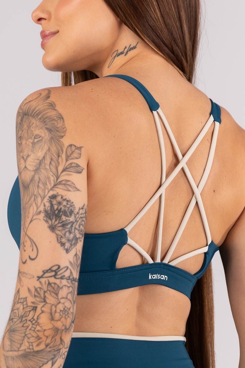Top com Tiras Entrelaçadas (Azul Petróleo / Bege) | Ref: K4298-D