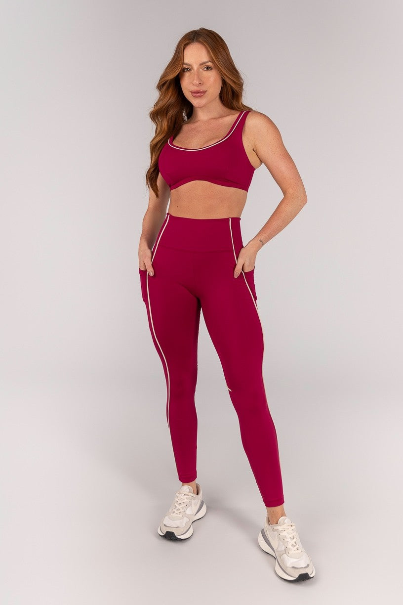 Calça Legging com Bolsos e Vivo (Açaí / Off-White) | Ref: K4647-A