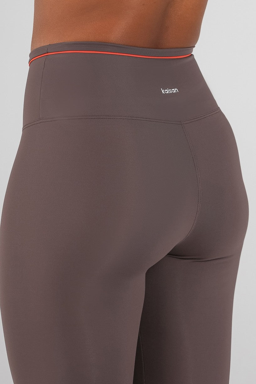 Calça Legging com Vivo (Trufa) | Ref: K4725-A