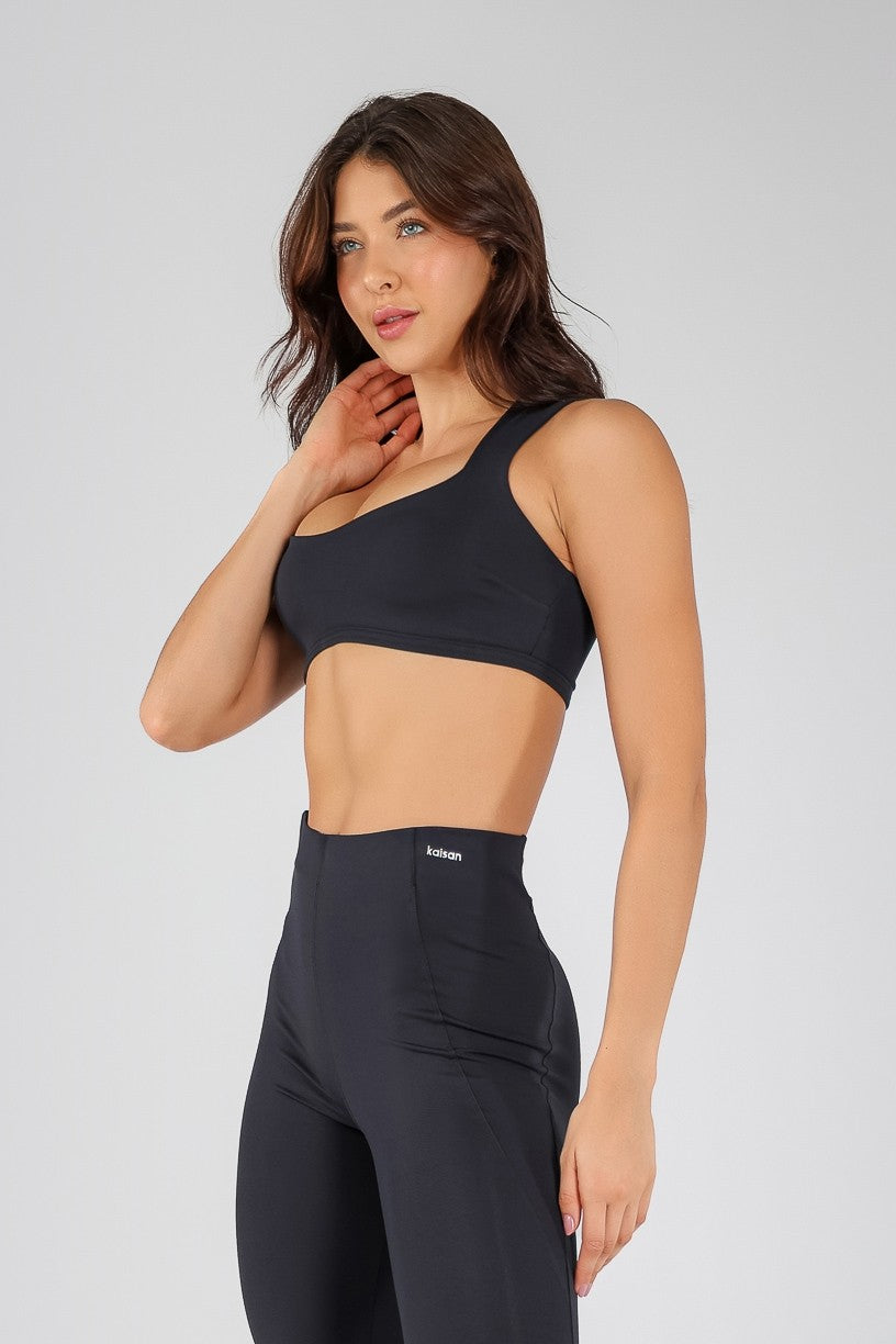 Top com Alças Largas e Decote Reto (Preto) | Ref: K4707-A