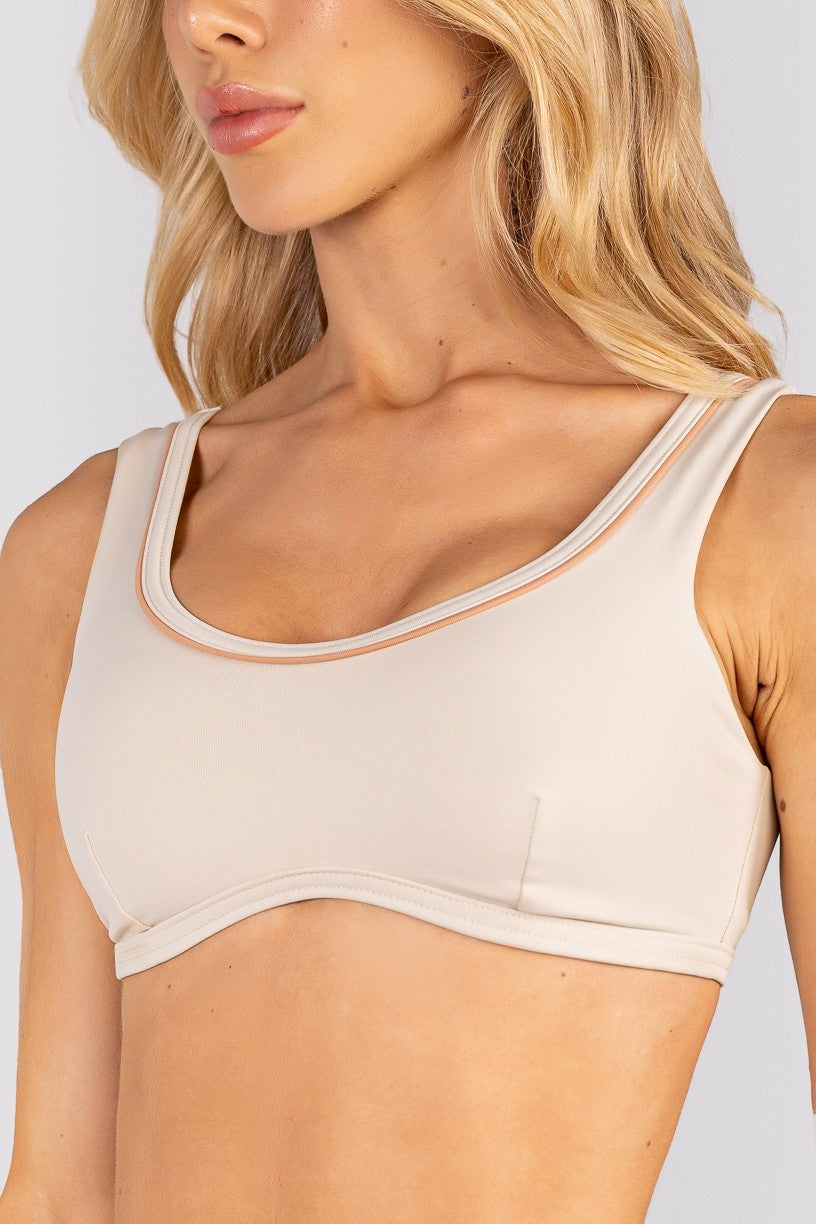 Top Alças Largas e Viés com Vivo Embutido (Off-White / Macadâmia) | Ref: K4646-C