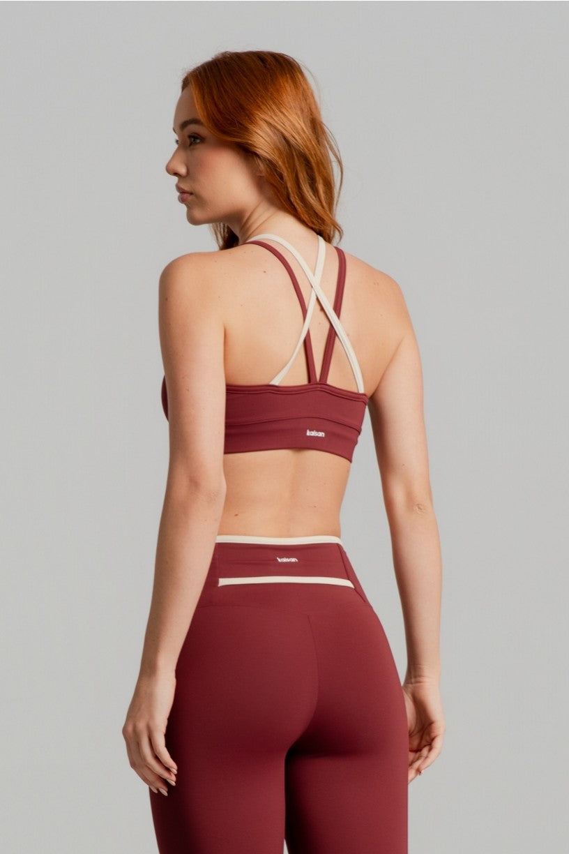 Top com Alças Duplas em Contraste (Rum / Off-White) | Ref: K4871-A