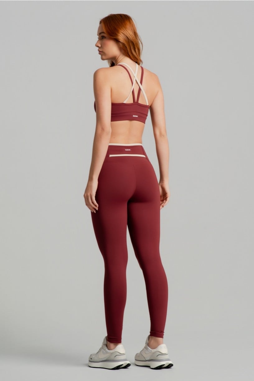 Top com Alças Duplas em Contraste (Rum / Off-White) | Ref: K4871-A