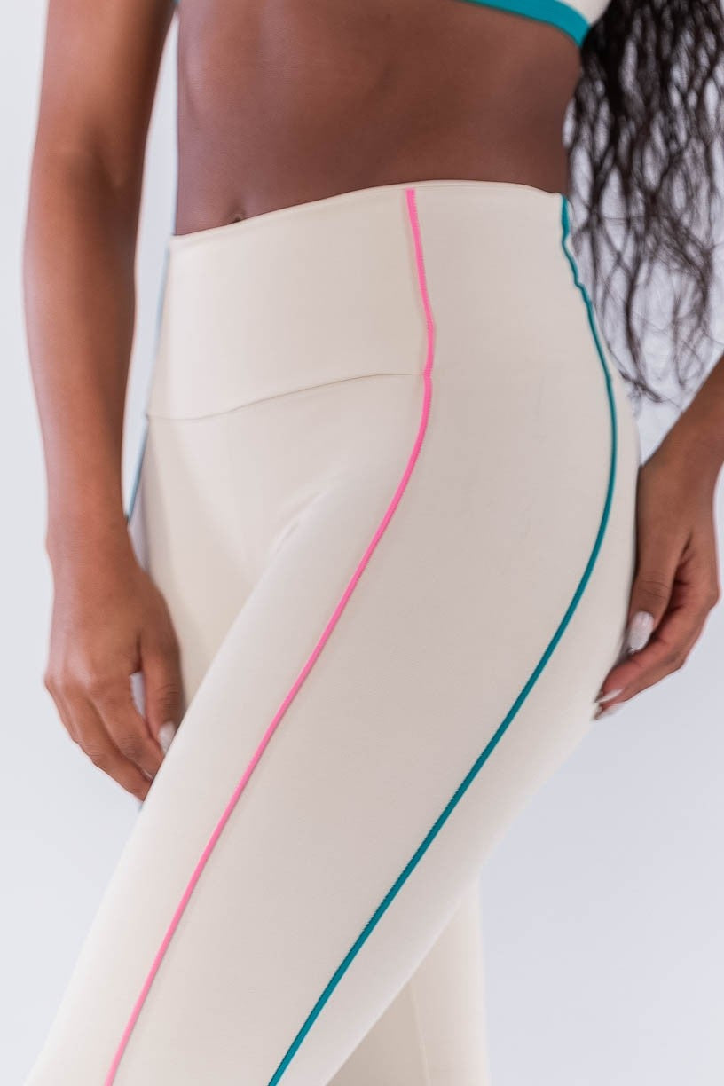 Calça Legging com Vivos Coloridos (Bege / Jade / Rosa Chiclete) | Ref: K4476-A