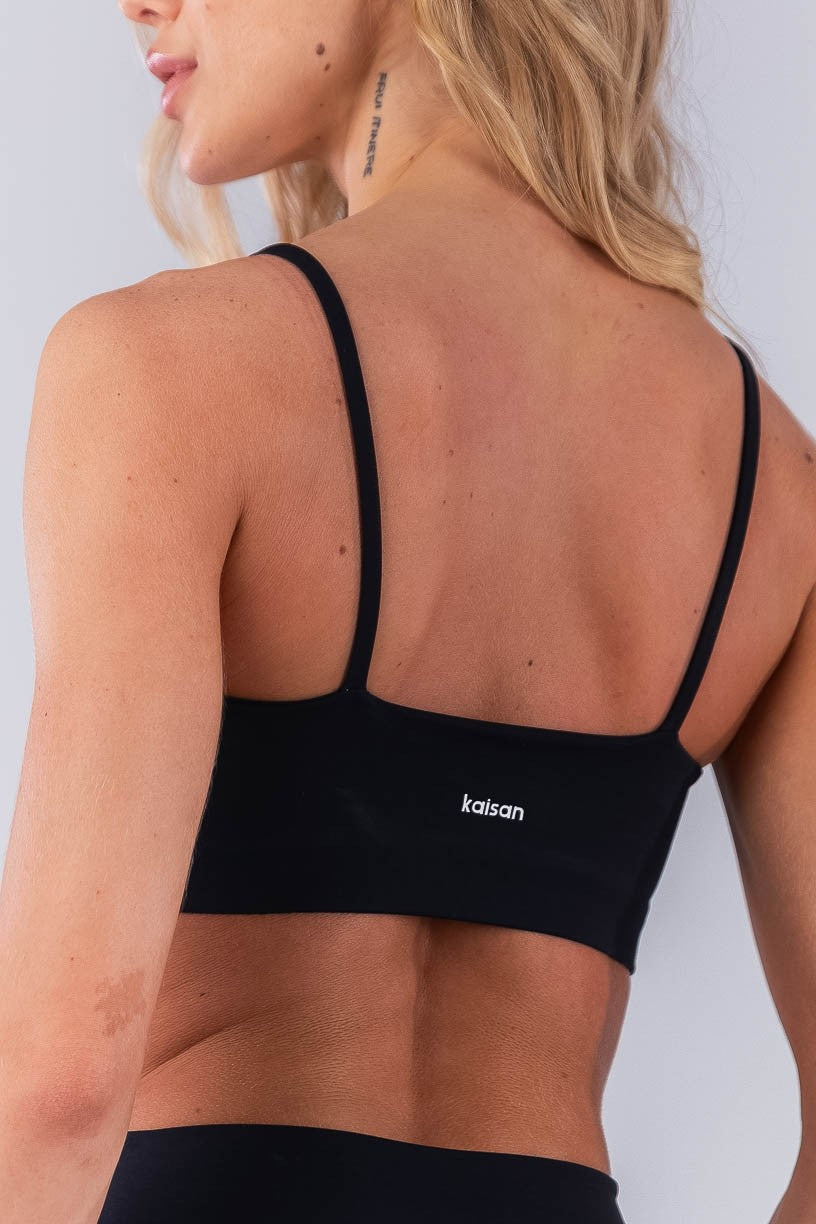 Top com Alças e Detalhe em Chapado (Preto / Off-White) | Ref: K4484-A